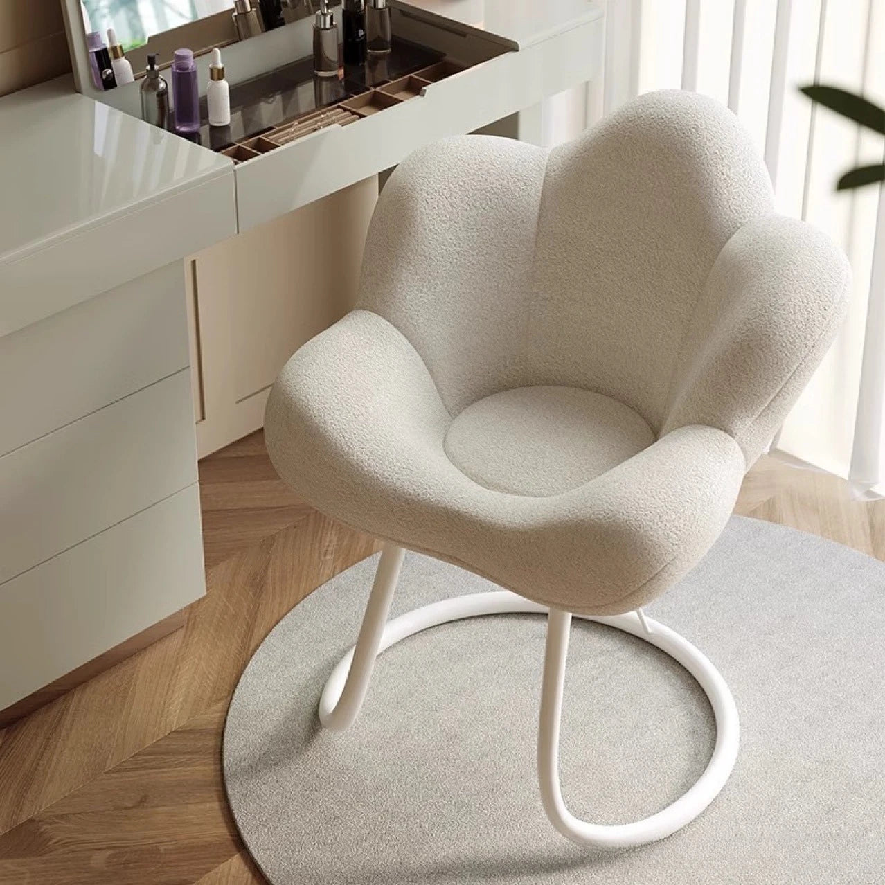 Durable Carbon Steel Upholstered Stool INS Style Leisure Petal Chair Romantic Cream Makeup Stool Rotating Nail Art Beauty Chair