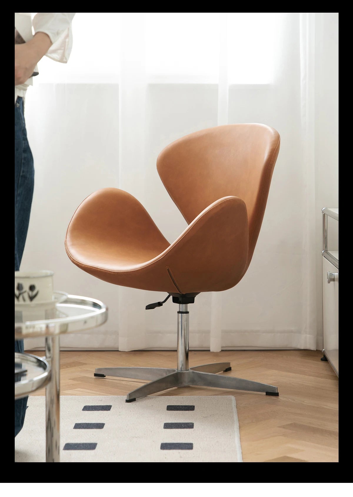 Single sofa chair swivel chair Nordic designer creative simple casual ins swan chair