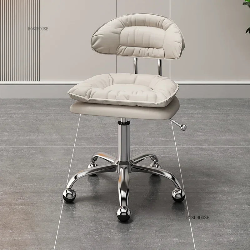 Italian Professional Barber Chairs for Beauty Salon Furniture Barber Chair Minimalist Lift Backrest Salon Chair for Hair Stylist