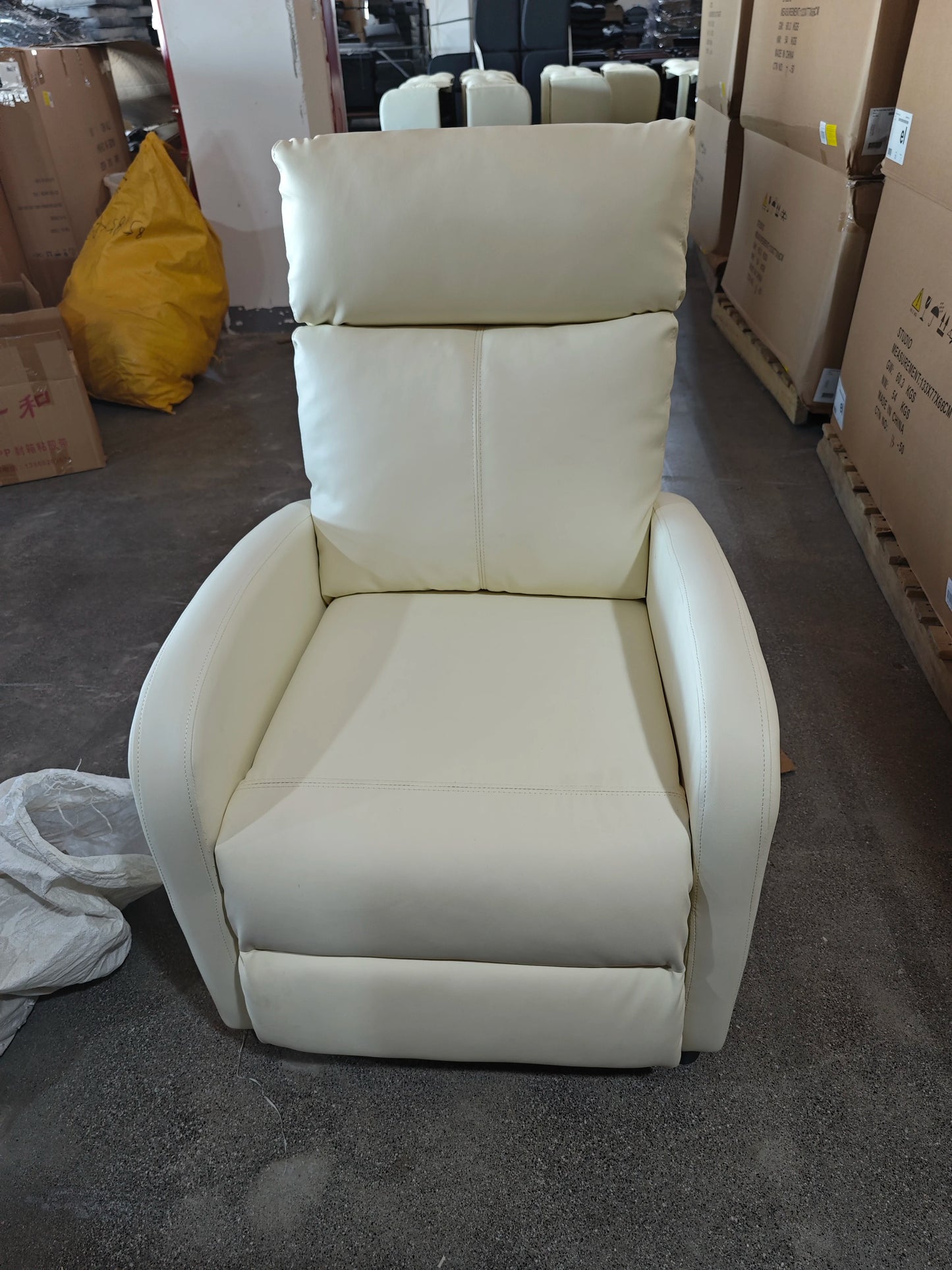 Single Recliner Chair PU Leather Push Back Leisure Chair for Home Theater Bedroom Apartment Dining Hotel