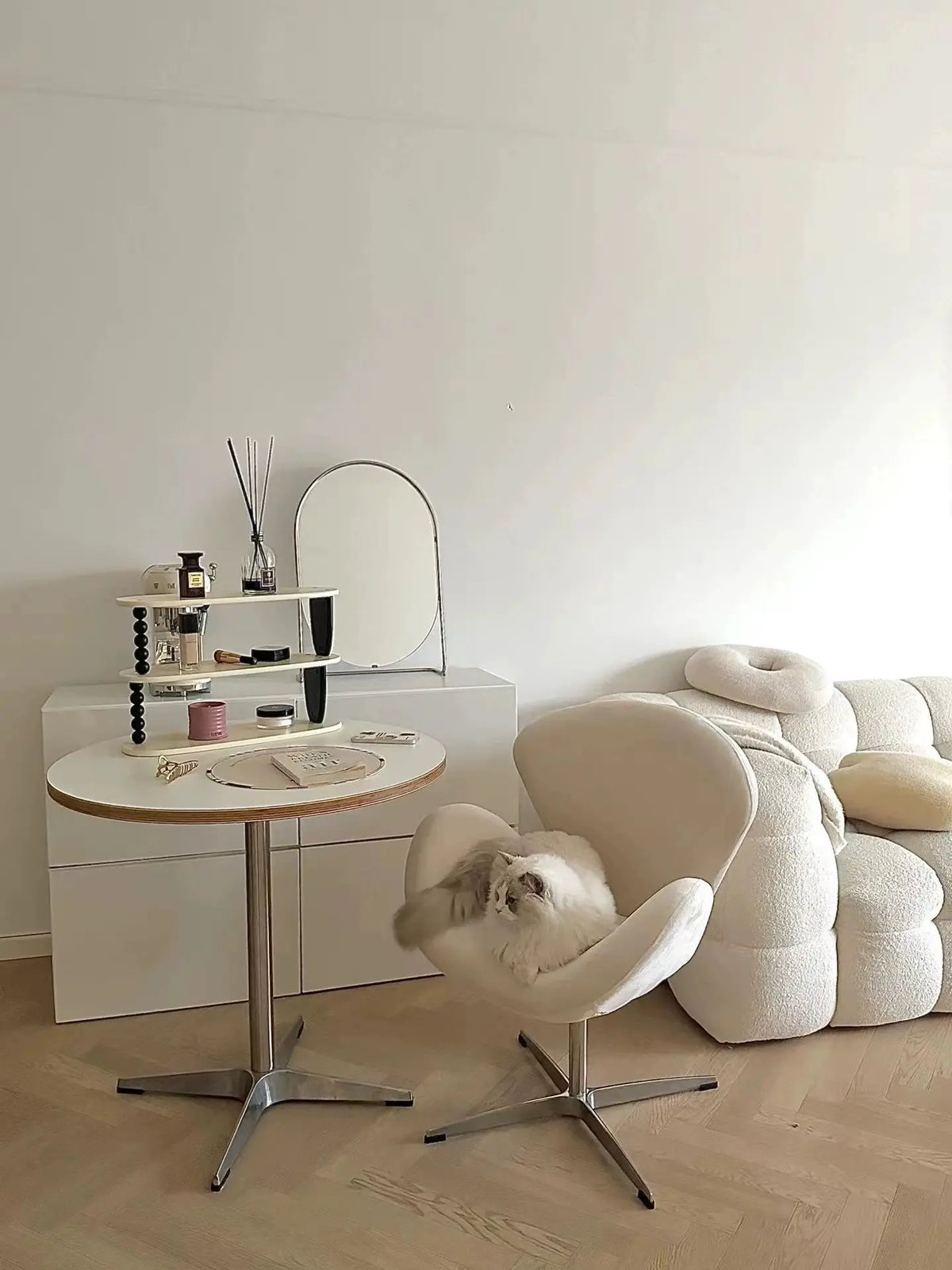 Wrap Swan Chair Leisure Chair Small Sofa Home Furniture Comfortable Living Room Chair Minimalist Lifting Office Chair Makeup Sto