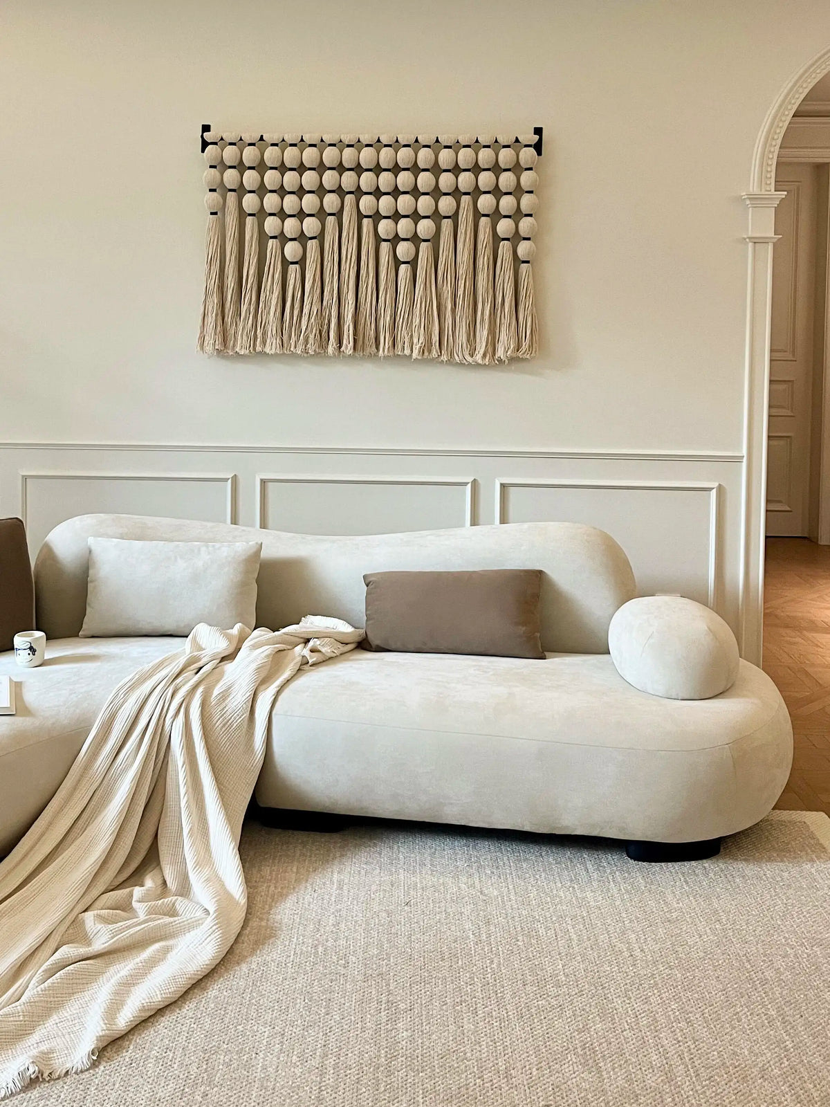 Aesthetics Designer Sofa Unusual Light Luxury Adult Trendy Room Decor Sofas Curved Lounge Comfortable Muebles Home Furniture