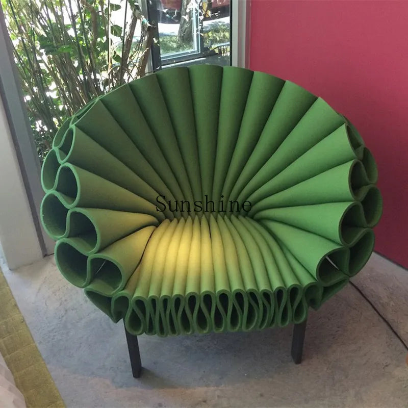 Nordic design art peacock open screen petals creative circle light special-shaped leisure single chair