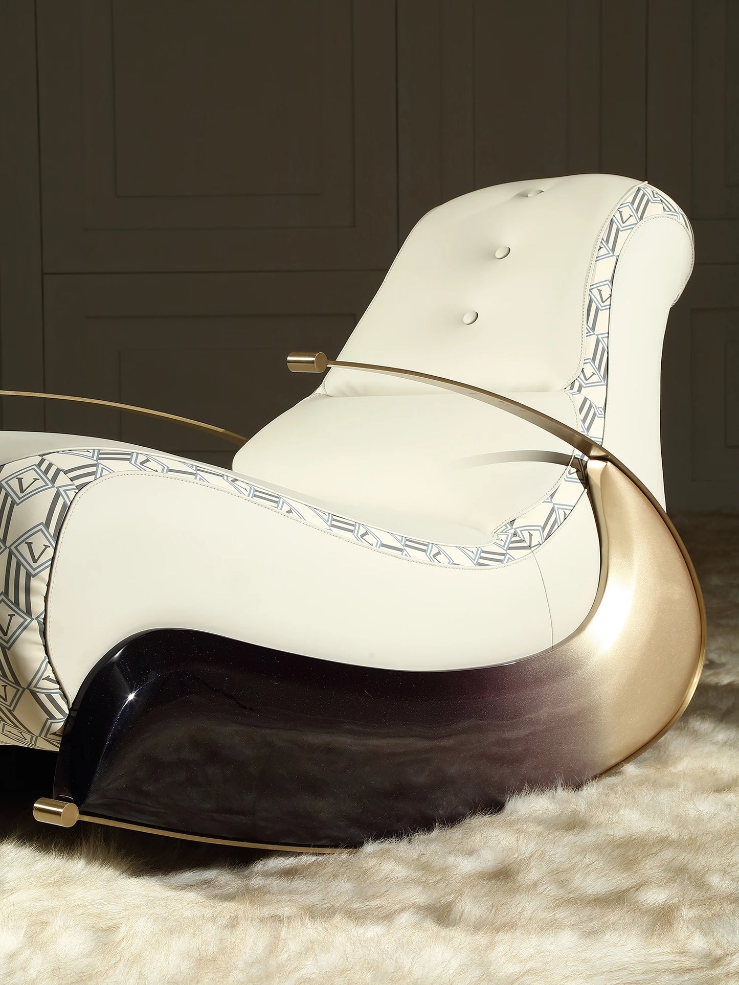 Modern Italian light luxury rocking chair leather recliner leisure single sofa rocking