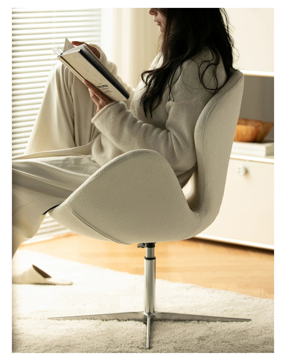 Single sofa chair swivel chair Nordic designer creative simple casual ins swan chair