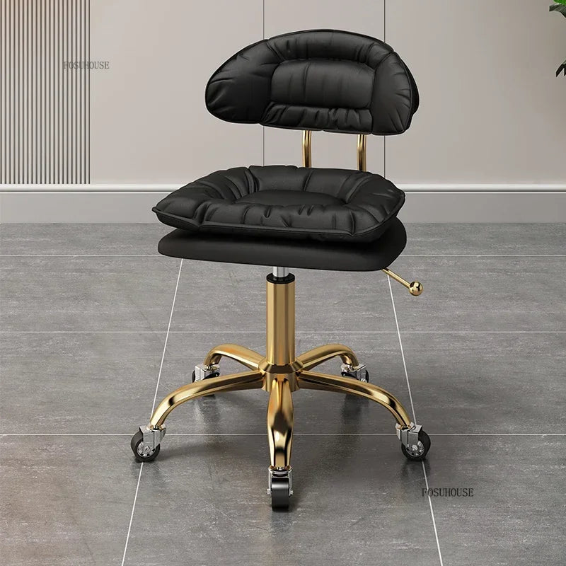 Italian Professional Barber Chairs for Beauty Salon Furniture Barber Chair Minimalist Lift Backrest Salon Chair for Hair Stylist