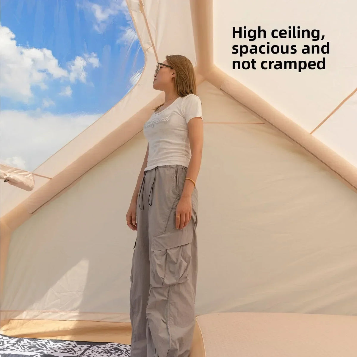 The Mountainhiker Inflatable Tent,equipped with Storage Bags and An Air Pump, Is Ideal for Outdoor Hiking Activities