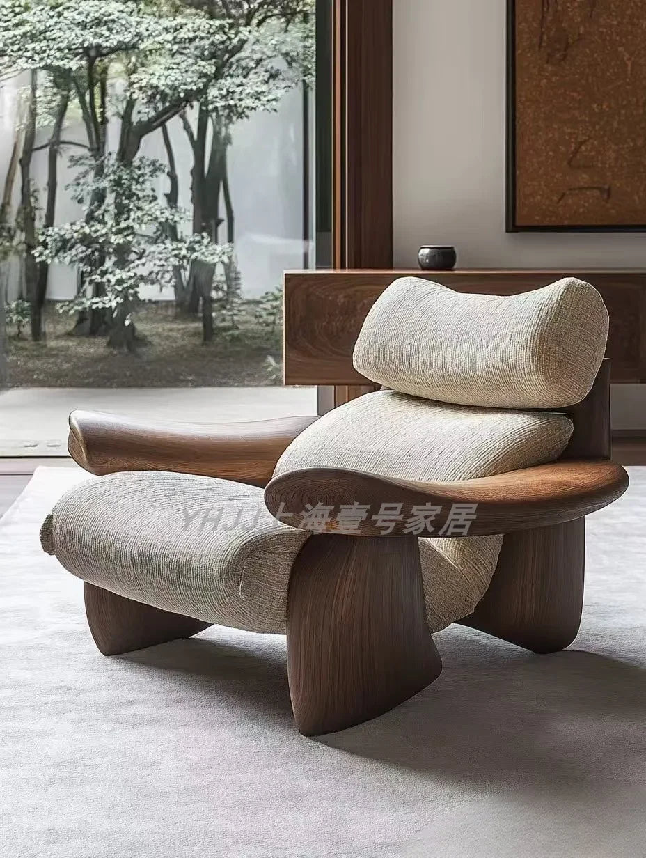 New medieval solid wood single sofa chair original art model room club exhibition hall leisure chair