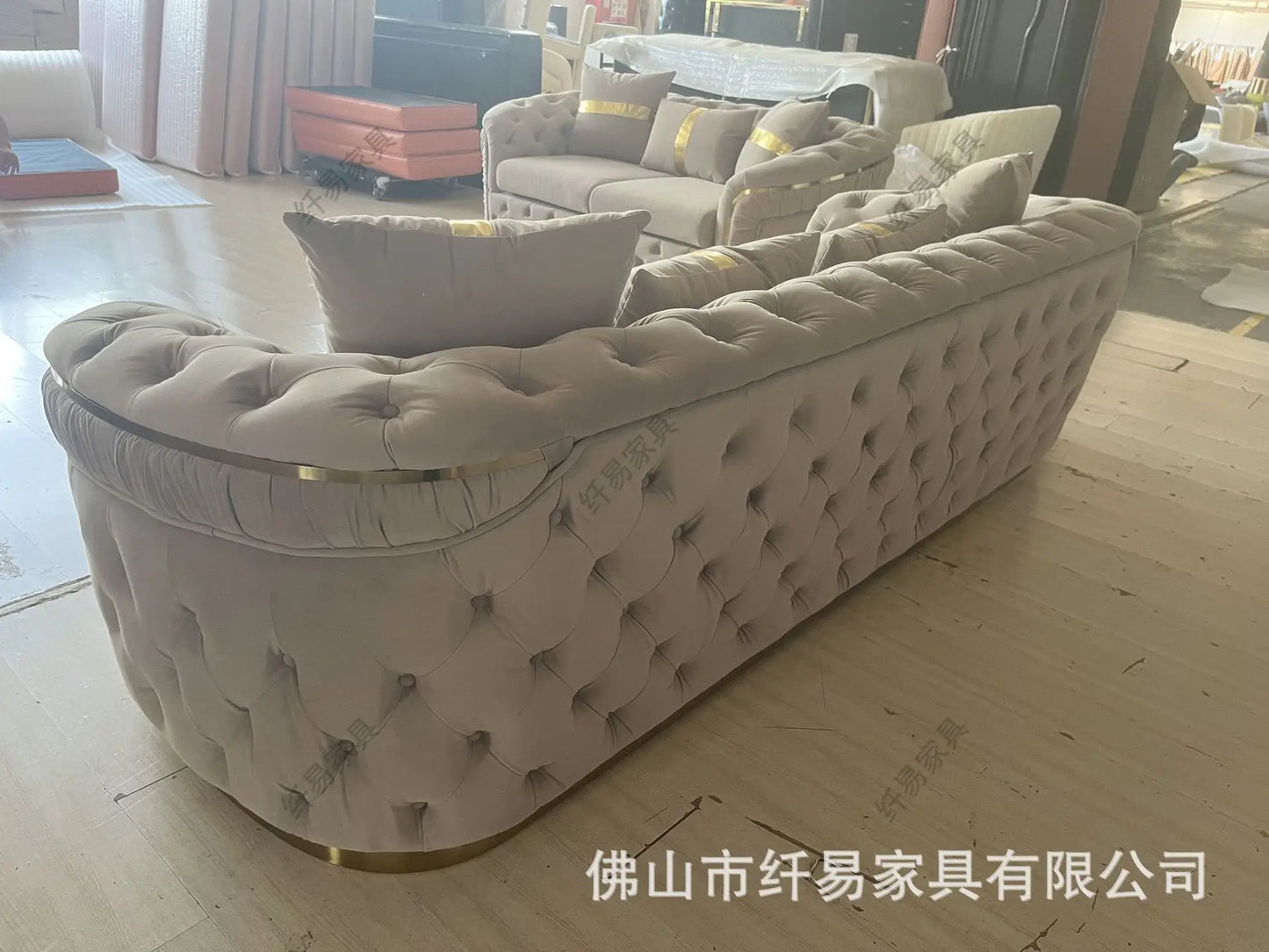 American fabric pull-up sofa, European light luxury velvet living room fashion simple straight sofa combination factory