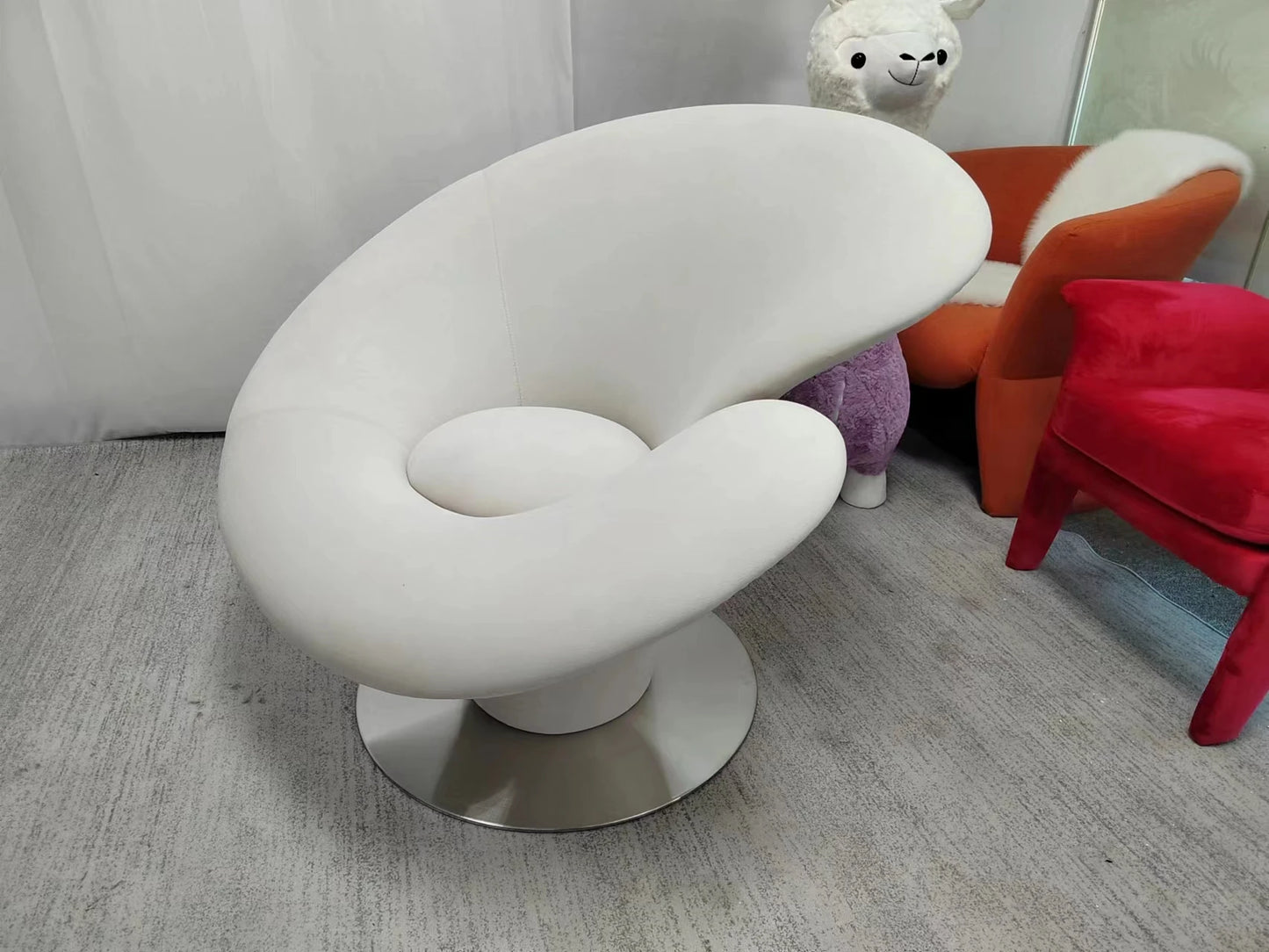 Spins Move Living Room Chairs Luxury Miniature Weird White Living Room Chairs Designer Design Sillones Modernos Furniture Home