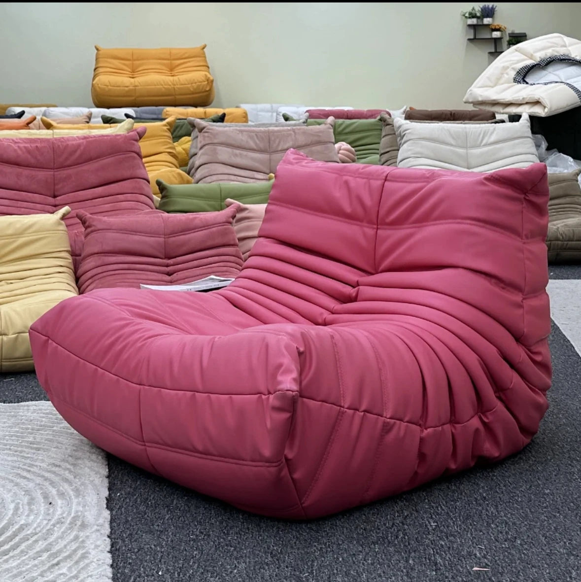 Lazy sofa, togo caterpillar sofa, light luxury, simple Internet celebrity creative chair, suede freehand space recliner
