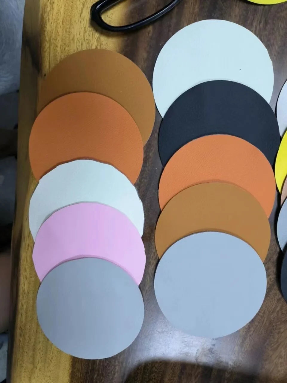 Two sofas, wife's favorite, daughter's favorite, the best seat for taking a shower, caterpillar sofa, luxury item Luxury has con