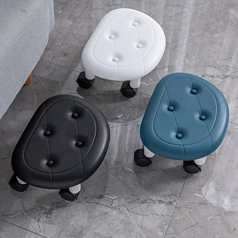Mobile Plastic Leisure Chair with Silent Casters, Flexible Movement, Eco‑friendly and Durable Plastic Material
