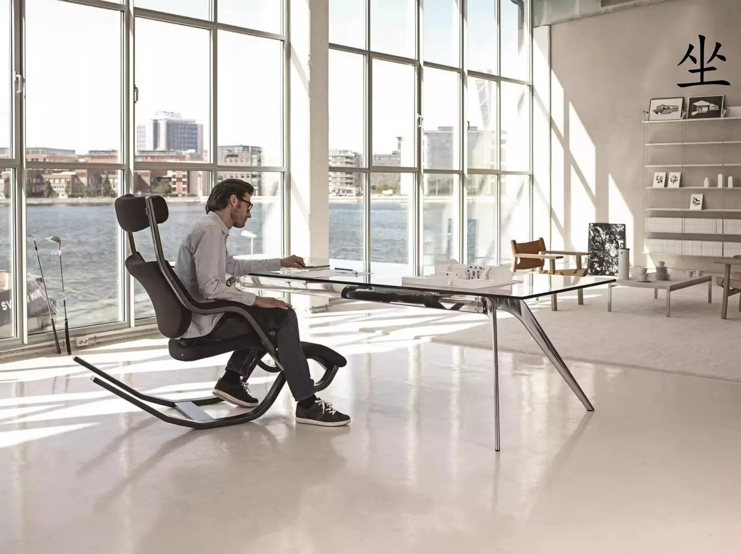 Gravity Balances Zero Gravity Suspension Multi functional Leisure Single Person Sofa Kneeling Correction