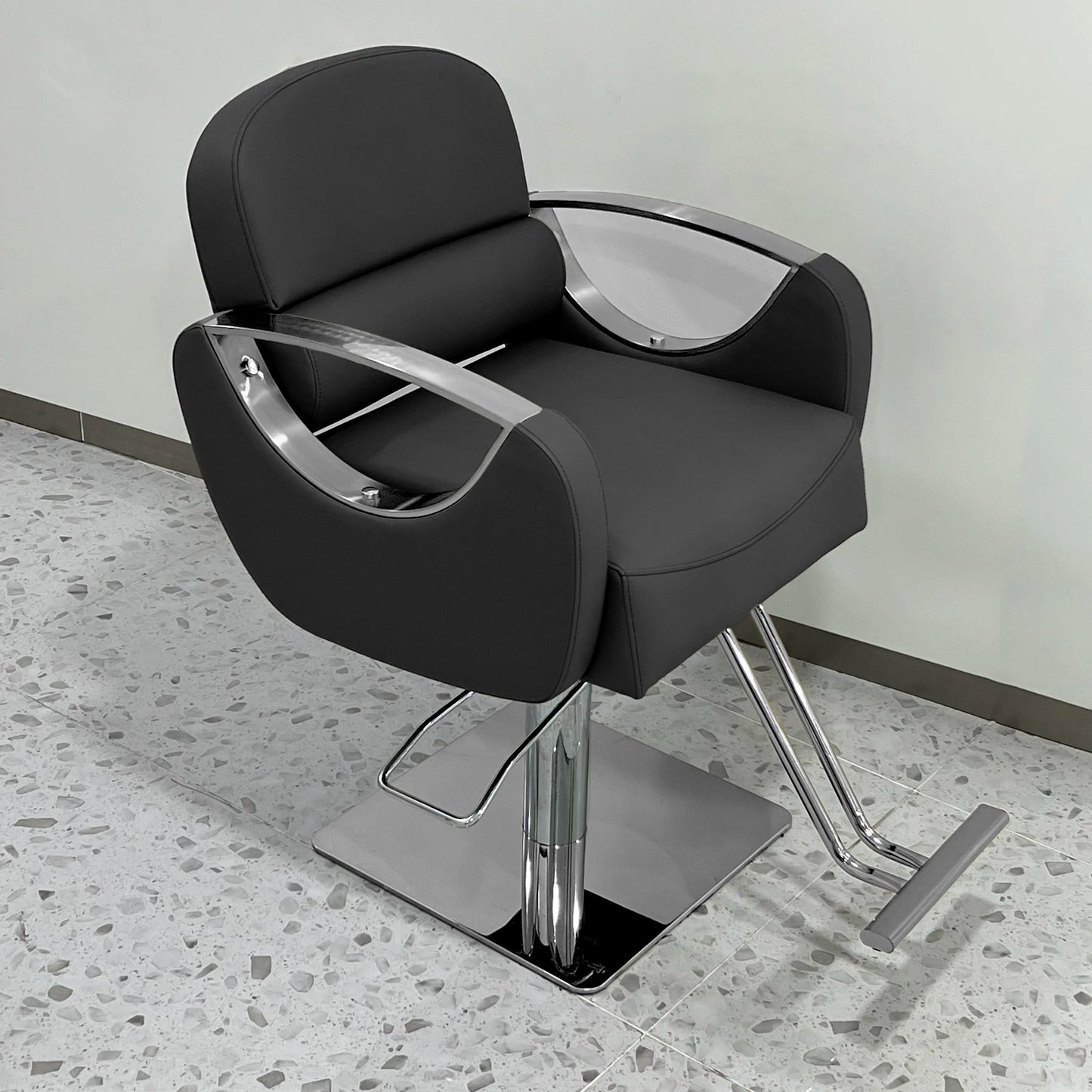Shop Modern Barber Chair Design Nordic Luxury Chic Barber Chair Slim Style Krzesło Fryzjerskie Salon Furniture