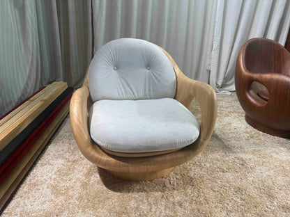 2025 Italian New Creative Lounge Chair Relaxed Leisure Lying Down Lounge Minimalist Rocking Chair Velvet Fabric Lounge Chair