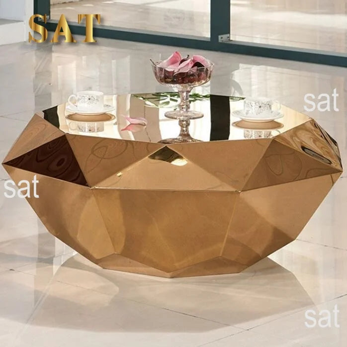 Modern Living Room Furniture Smart Luxurious Unique Diamond Shape Goldsilver Metal Mirrored Coffee Table