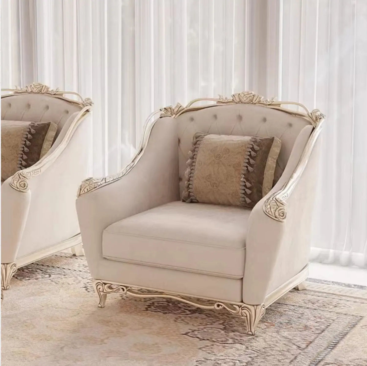 Europe Designer Sofa Chair Unique Wood Modern Recliner Living Room Sofas Love Seat White Cushion Sofas Para El Hogar Furniture