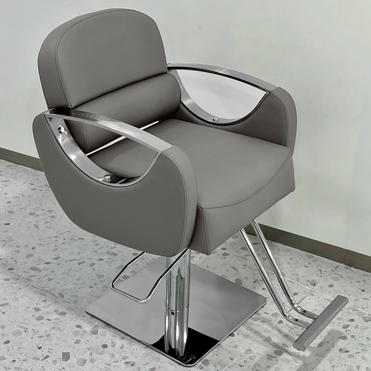 Shop Modern Barber Chair Design Nordic Luxury Chic Barber Chair Slim Style Krzesło Fryzjerskie Salon Furniture