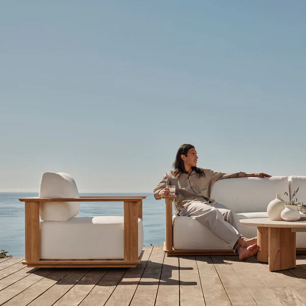 Custom Outside Furniture Deep Comfortable Seat Wide Armrest Solid Wooden Teak Garden Sofa Set