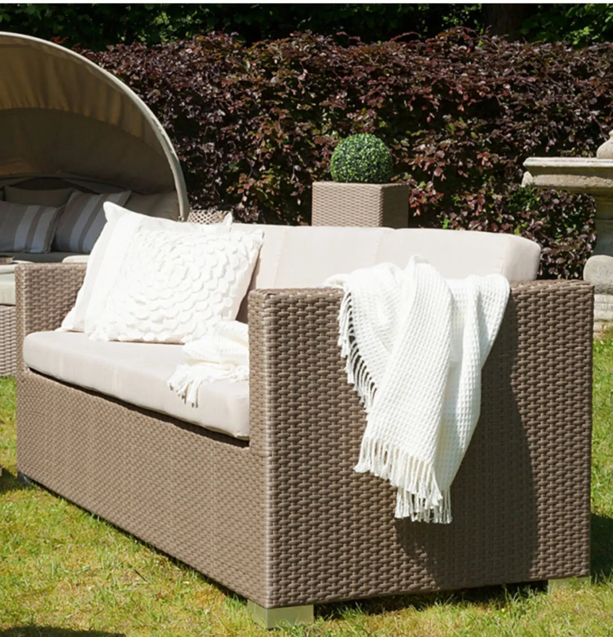 Outdoor Coffee Table Garden Sofas Combination Leisure Nordic Lawn Garden Sofas Simple Pe Rattan Furniture Sofá Jardín MHHYSF