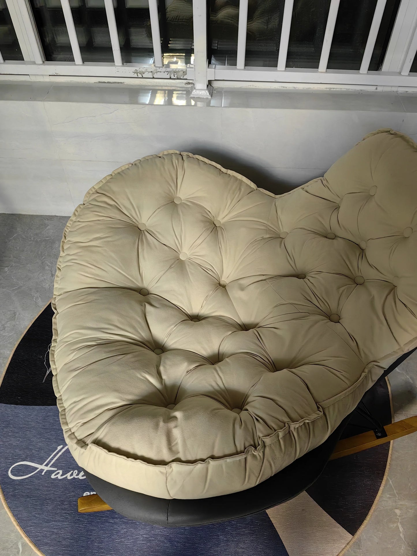 Elegant Nordic Rocking Chair for Living Room Single Penguin Chair Cozy Lazy Sofa Stylish Lounge Chair for Balcony and Patio