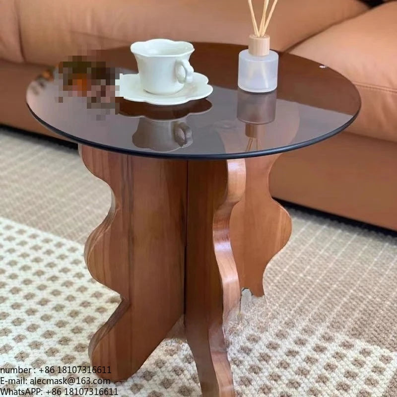 Table basse créative en bois massif avec bordure en pétales de style rétro français, plateau en verre trempé