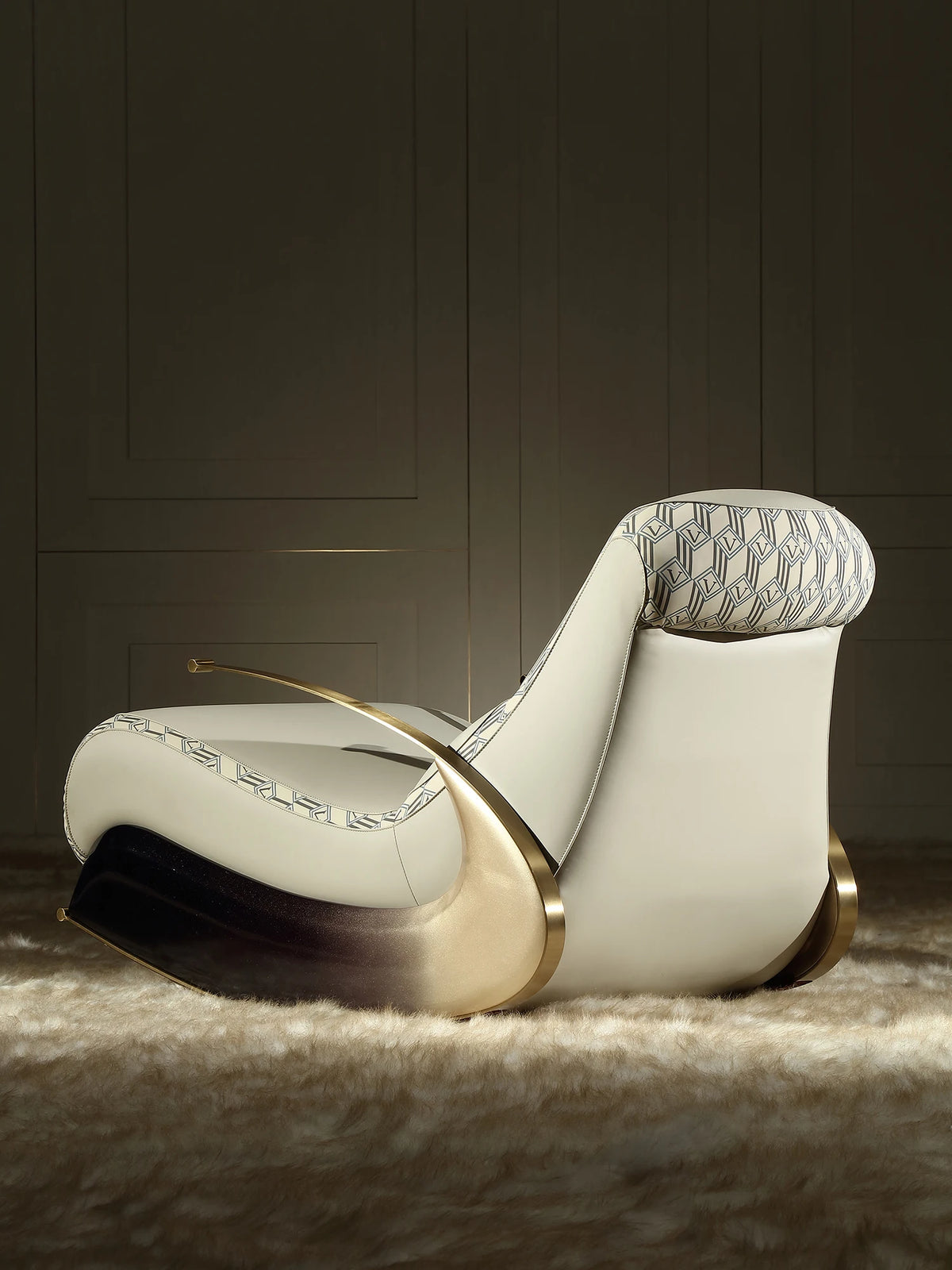 Modern Italian light luxury rocking chair leather recliner leisure single sofa rocking