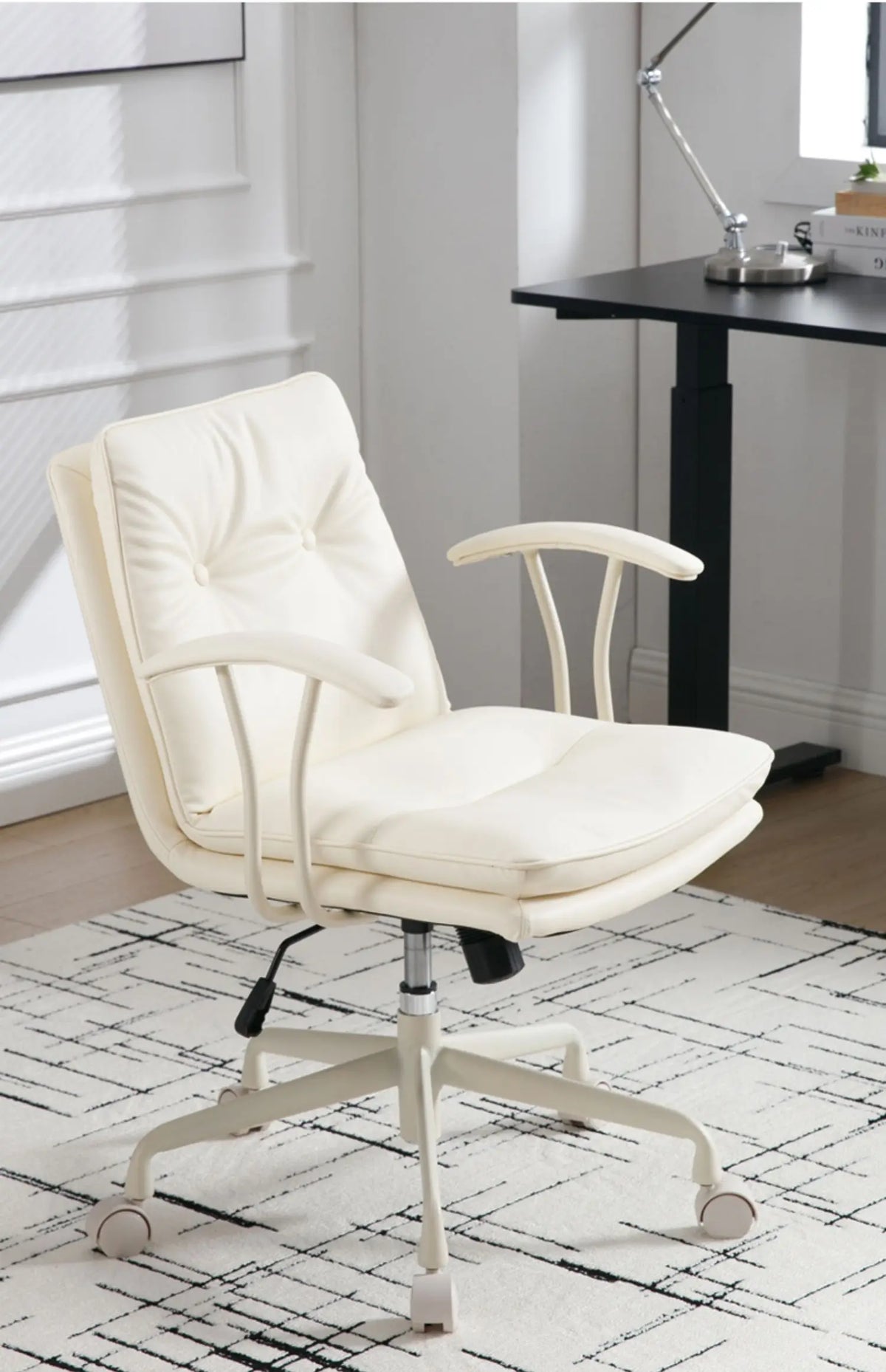 Light Luxury Leather Office Chair Computer Chair Home Comfortable Sedentary Ergonomic Chai r Study Ch air Boss Cha ir