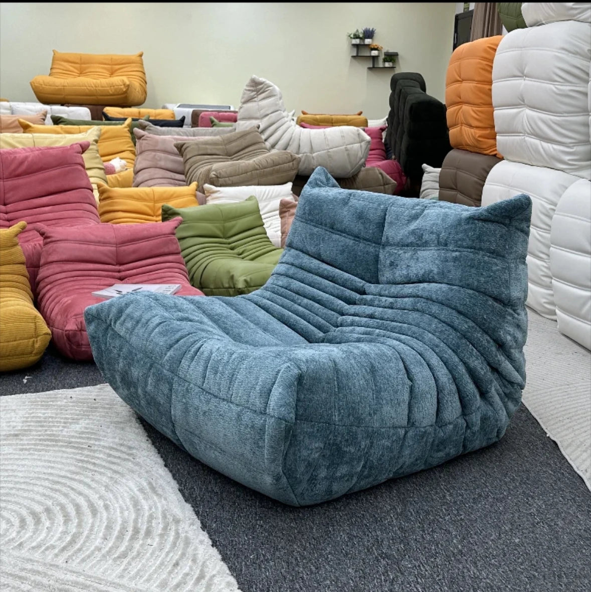 Lazy sofa, togo caterpillar sofa, light luxury, simple Internet celebrity creative chair, suede freehand space recliner