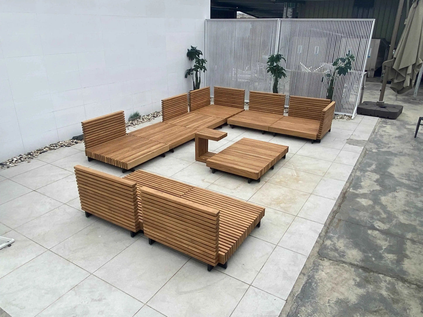 European Contemporary Teak Sofa Set Outdoor Furniture for Living Room Courtyard Hotel Villa Bedroom Park