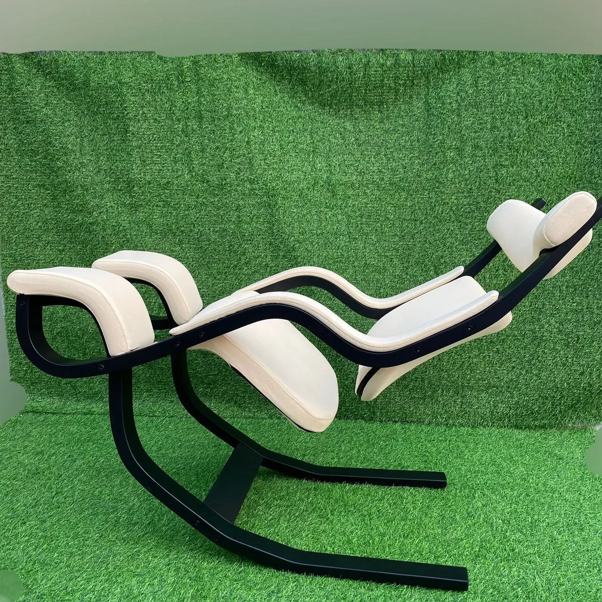 Gravity balance chair, European new living room bedroom multi-functional single sofa chair