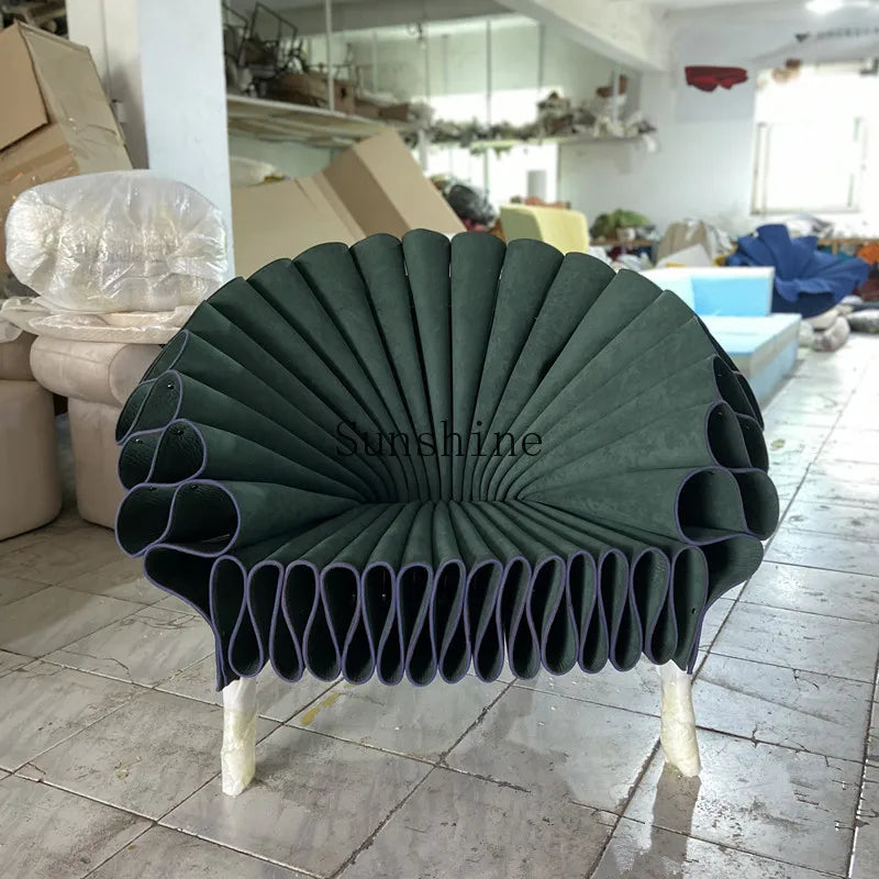 Nordic design art peacock open screen petals creative circle light special-shaped leisure single chair