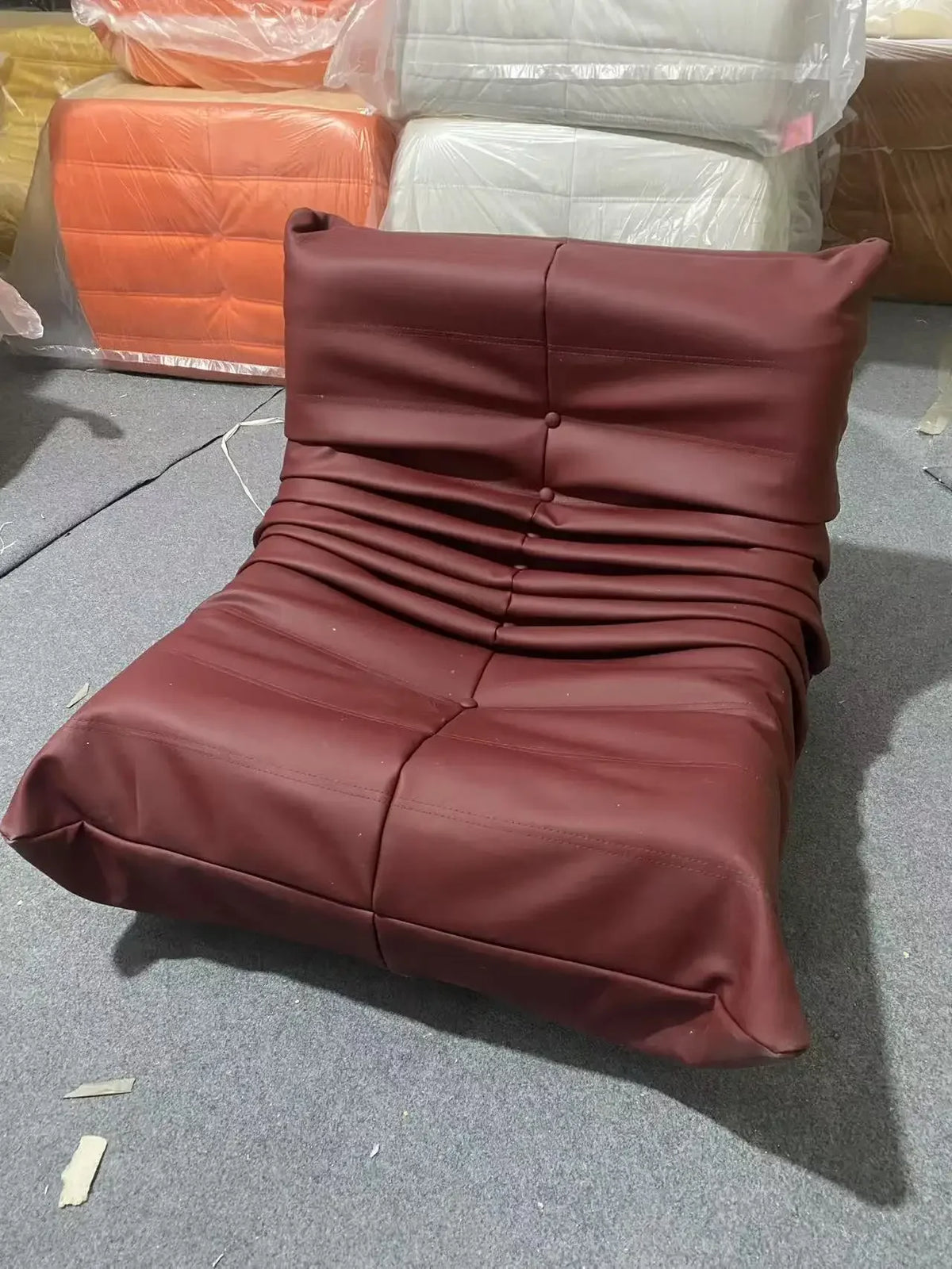 Single seat caterpillar sofa, stylish and luxurious, suitable for use in living rooms, bedrooms, hotels, and shopping malls