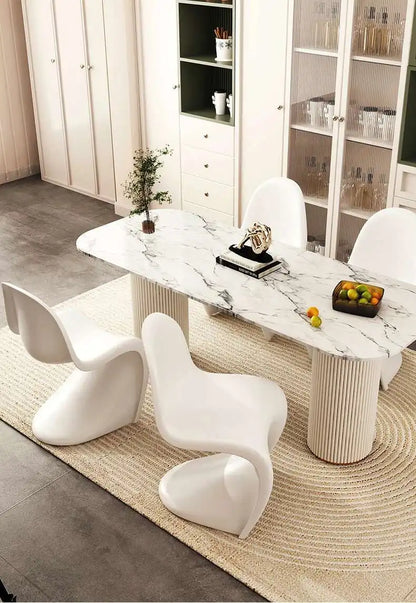 Nordic Plastic Dining Chairs Transparent Lazy Designer Ergonomic Dining Chairs Accent Desk Minimalist Muebles Acrylic Furniture