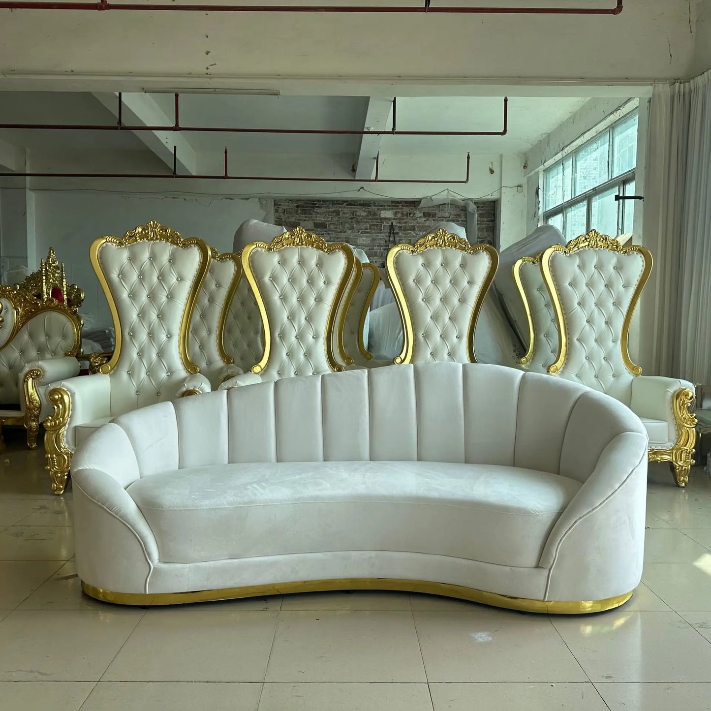 Simple Style Wedding Sofa for Bride and Groom Hot Selling Events Velvet Sofa