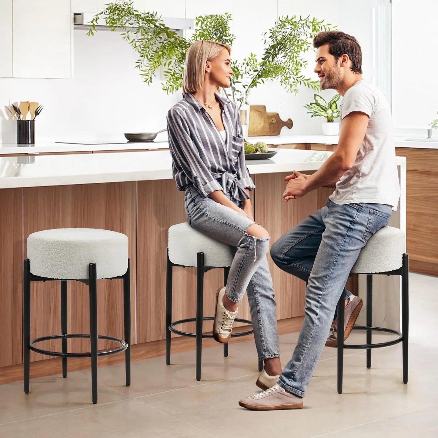 Counter Height Bar Stools, Set of 4, 24" Modern Backless Bar Stools, Ideal for Kitchen Counter, Kitchen Island, White