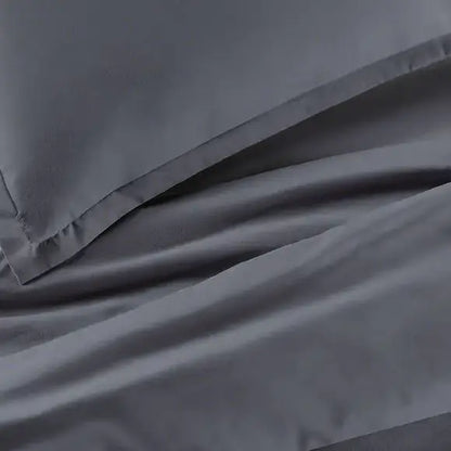 Serta Simply Clean Pleated Duvet Cover King Size, 3-Piece Set with 2 Pillow Shams, Wrinkle-Resistant, Easy Care, Hotel Luxury Be