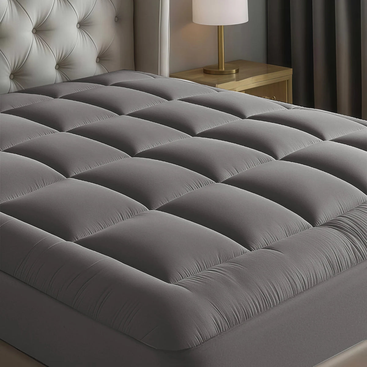 Cloud-Like Mattress Topper, Mattress Pad for Back Pain Relief, Breathable Quilted Fitted Mattress Protector for Hot Sleepers