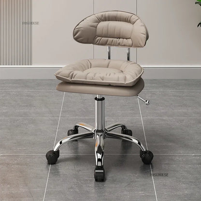 Italian Professional Barber Chairs for Beauty Salon Furniture Barber Chair Minimalist Lift Backrest Salon Chair for Hair Stylist
