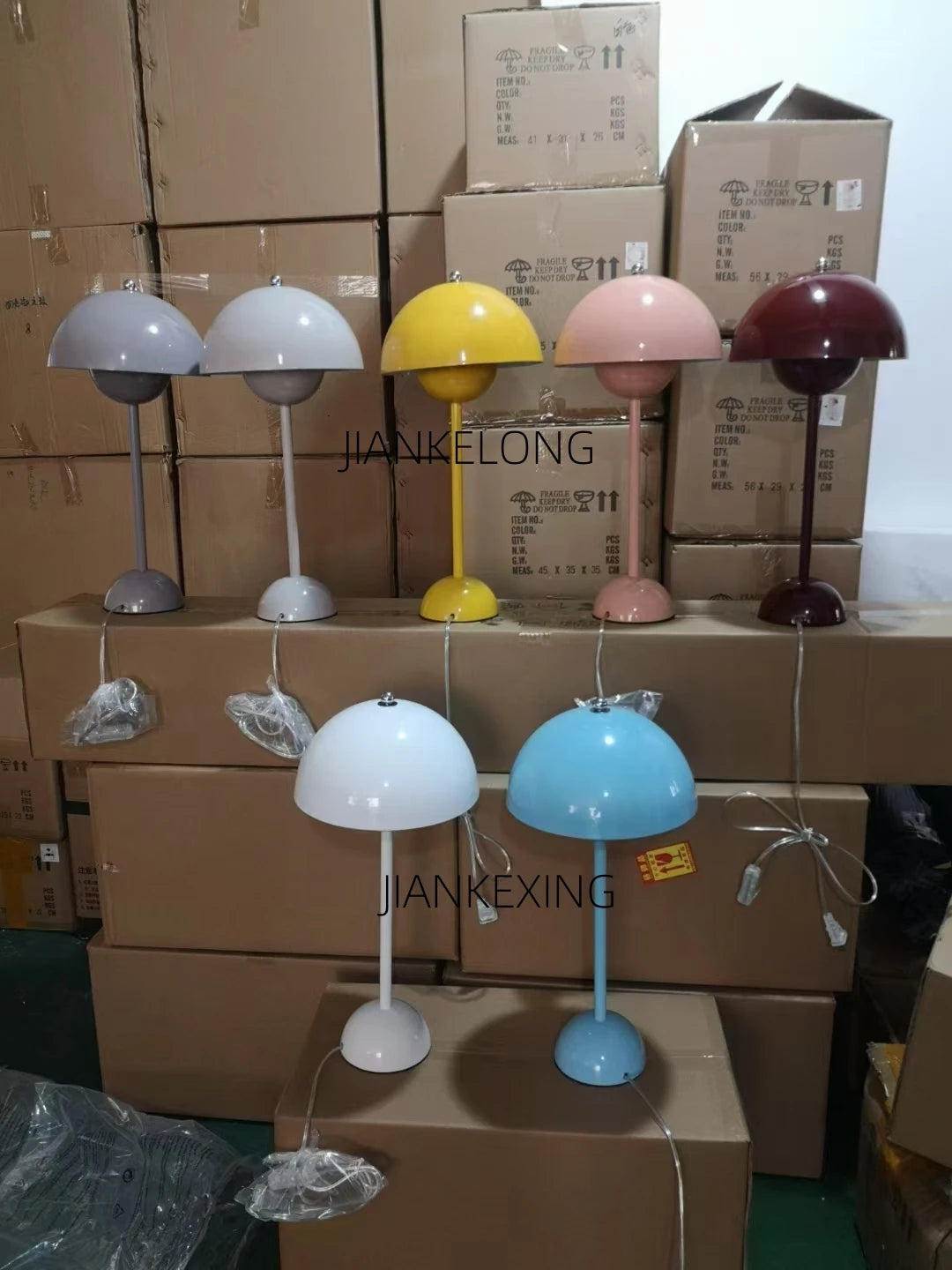 Nordic modern minimalist bedroom bedside lamp creative  flower bud cream style small table