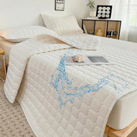 1PC Soft Fibre Waterproof Mattress Cover Thickened Breathable Diaper Proof Foldable Household