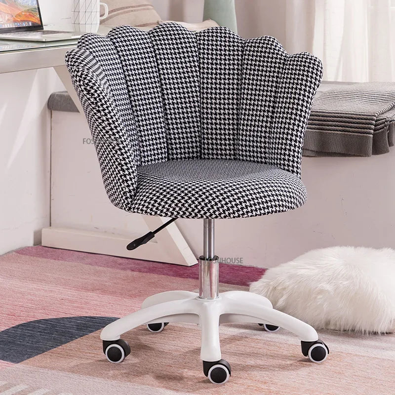 Nordic simple Bedroom Computer Chairs Home Backrest Chair Bedroom Swivel Chairs Dormitory Comfortable Sedentary Gaming Chair Z