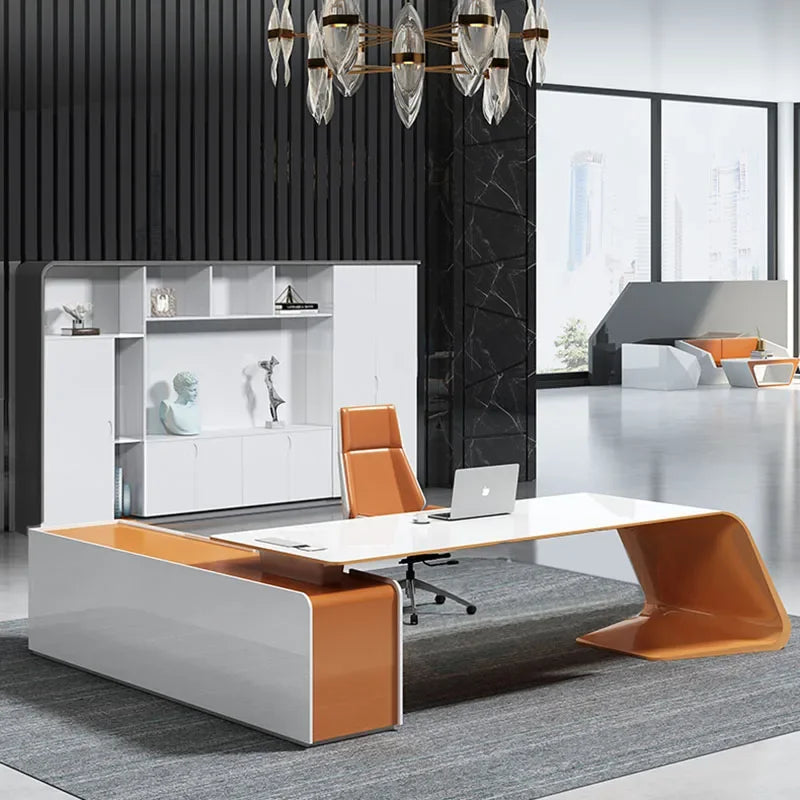 Minimalist Luxury High-end Designer Office Desk Fashionable High-end Modern Simple European Aesthetic Scrivania Trendy Furniture