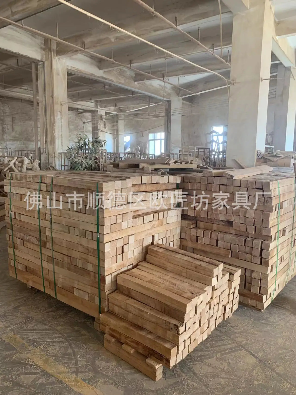 Solid wood dining table and chair combination size household, European style, carved