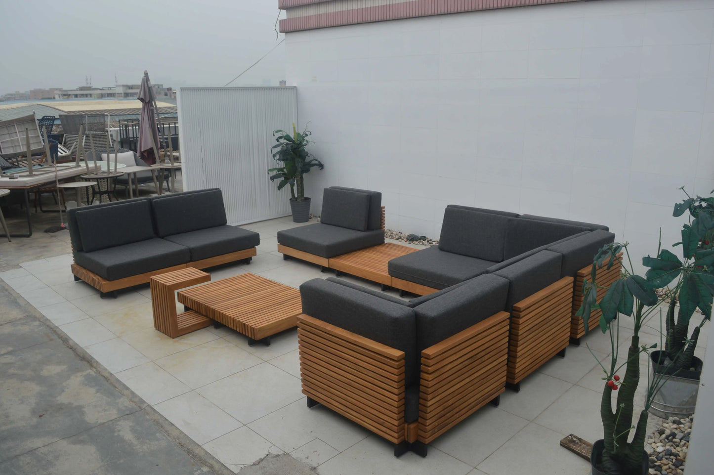 European Contemporary Teak Sofa Set Outdoor Furniture for Living Room Courtyard Hotel Villa Bedroom Park