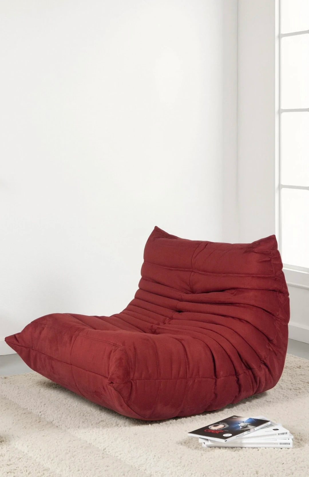 All the caterpillars you want are here. It's so comfortable to lie on the sofa after taking a shower. Everyone will fall in love