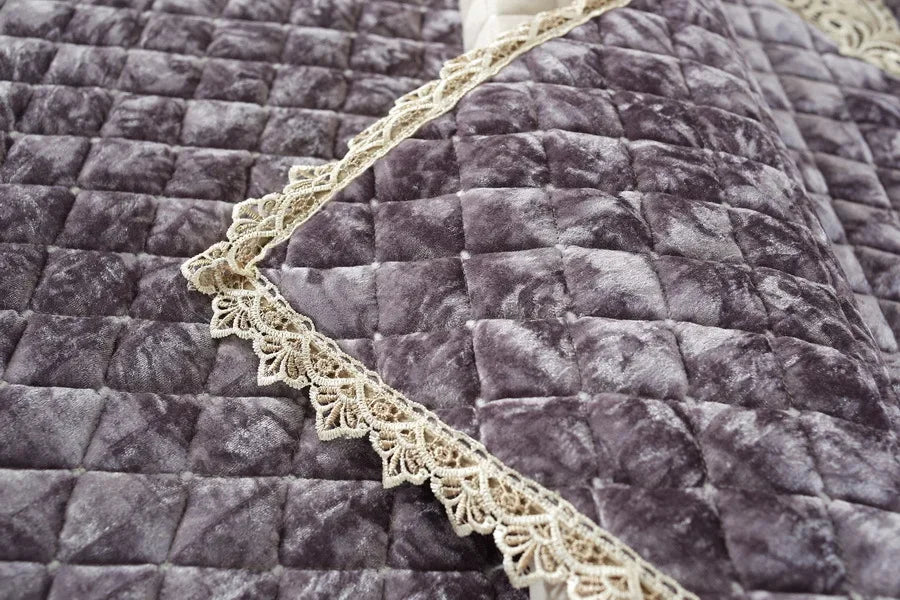 Embroidery Lace Sofa Cushion Gold Velvet Hemline Sofa Cover Autumn Winter European Couch Cover Solid Color Checkered Sofa Mat