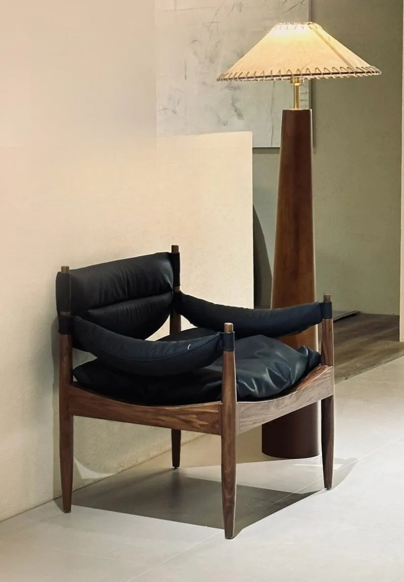 Wooden Living Room Chairs Leather Armchair Aesthetic Vintage Single Person Backrest Chair Luxury Comfortable Lazy Sofa Chair