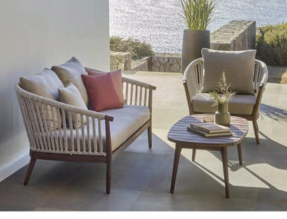 Leisure Solid Wood Outdoor Sofas Home Living Room Outdoor Balcony Rattan Sofa Chair and Coffee Table Nordic Garden Furniture Set